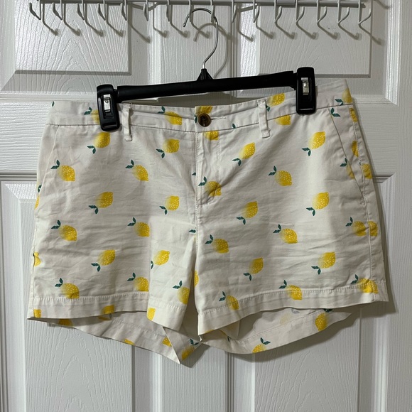 Lemon Pattern Shorts - Picture 2 of 3